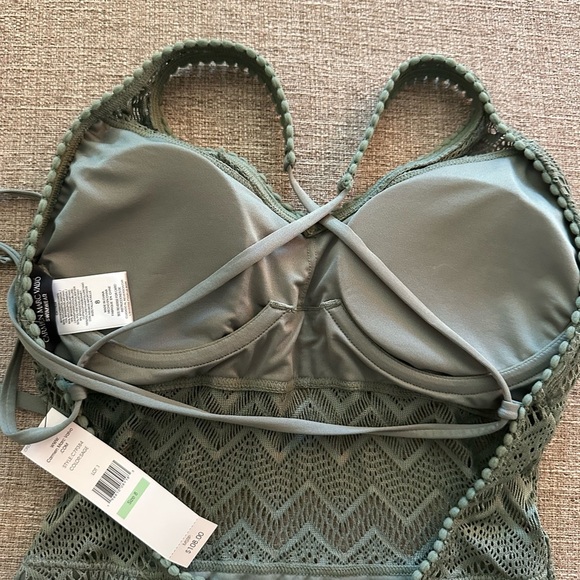 Carmen Marc Valvo Women's Crochet Scoop-Neck One-Piece Swimsuit SAGE GREEN  Sz 8 - Picture 6 of 9